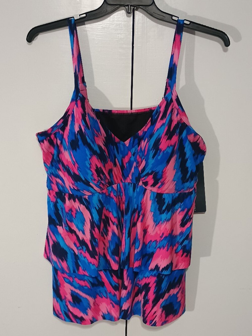 Trimshaper Blue Pink Tiered Tankini Top NWT Size 22W Abstract Print Shaping Swim - Picture 2 of 10